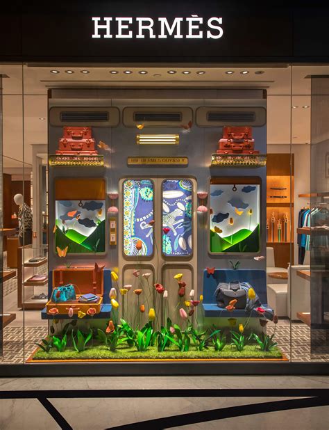 hermes window display ideas